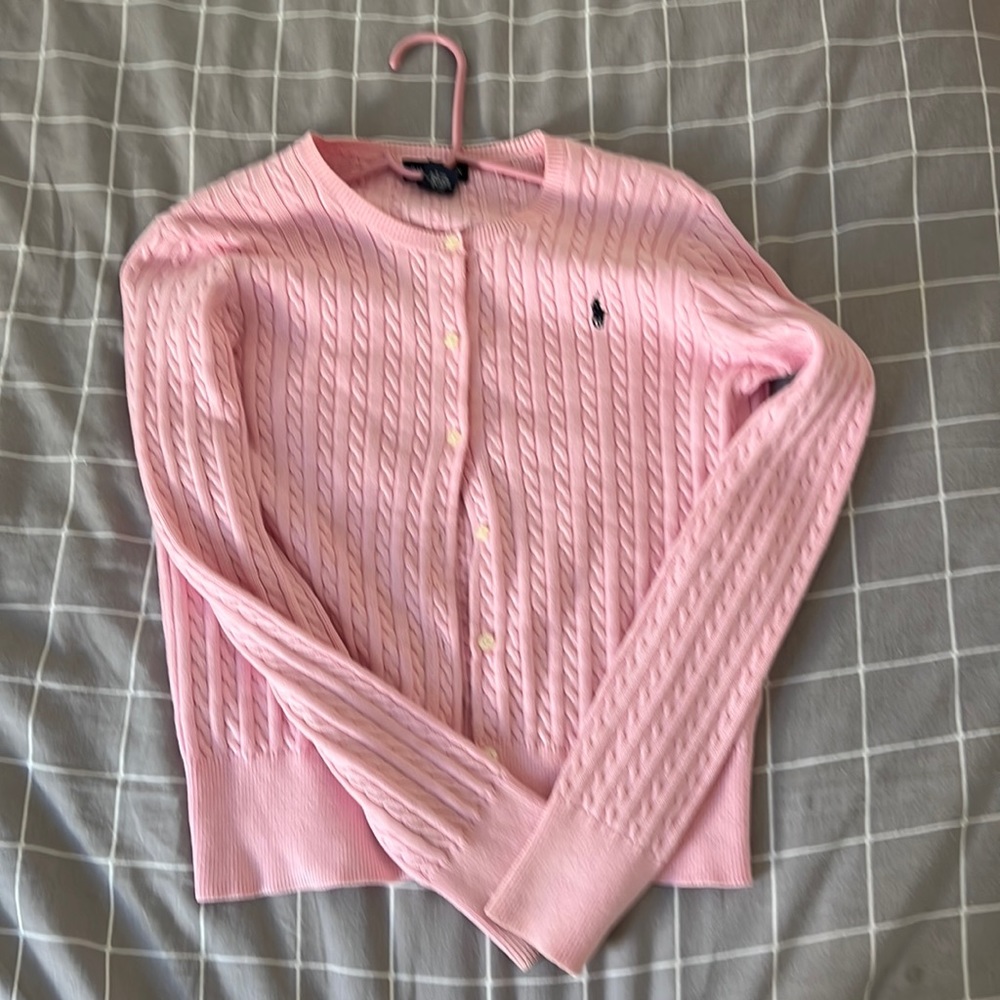 Light pink sweater